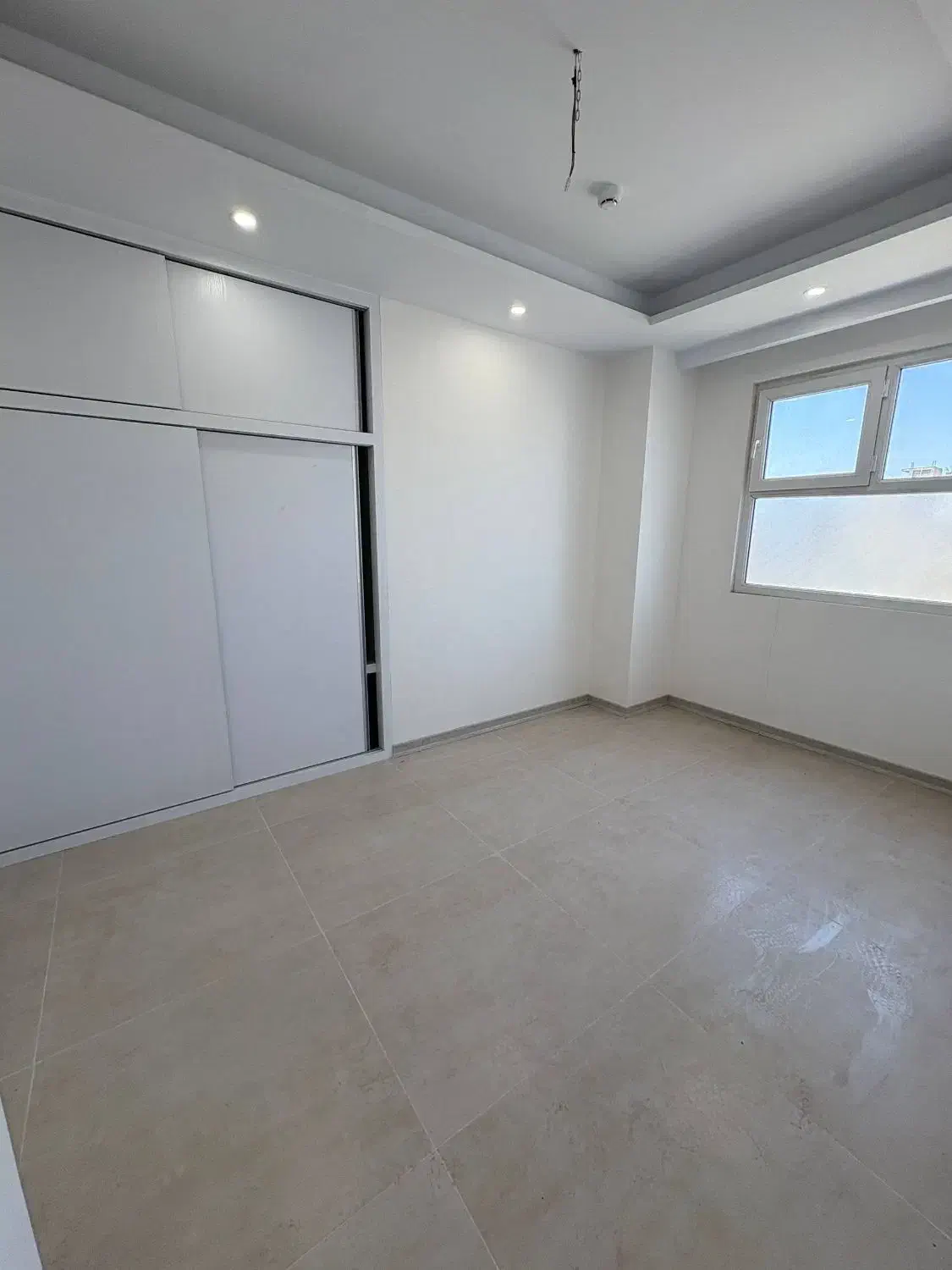 عمارت رامبد۱۵ +۱۹۵متر+بالکن سرتاسر+رو به نما|فروش آپارتمان|فردیس, فردیس|دیوار