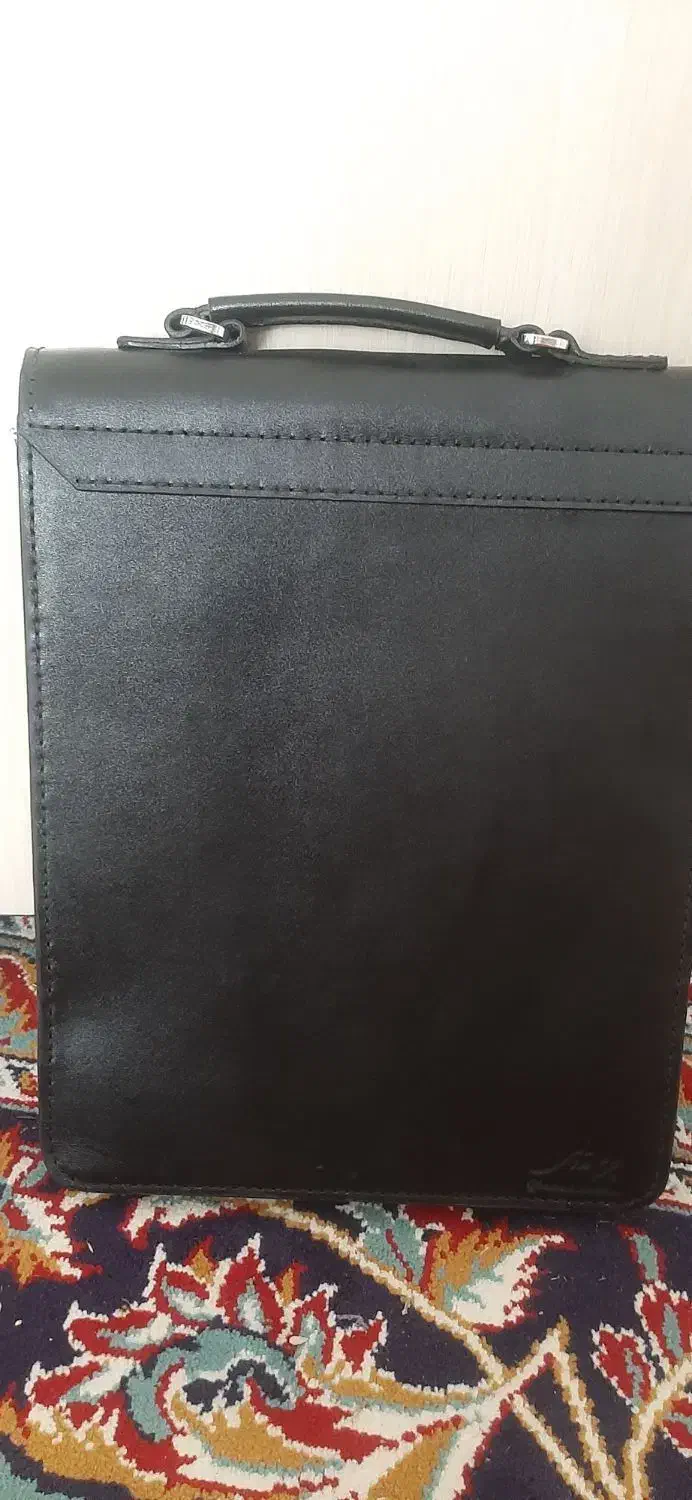 کیف اداری|کیف، کفش، کمربند|تربتحیدریه, مظفریه|دیوار