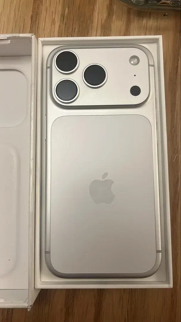 iphone 17pro Zaa (فقط پلمپ باز شده)|موبایل|فردیس, فردیس|دیوار