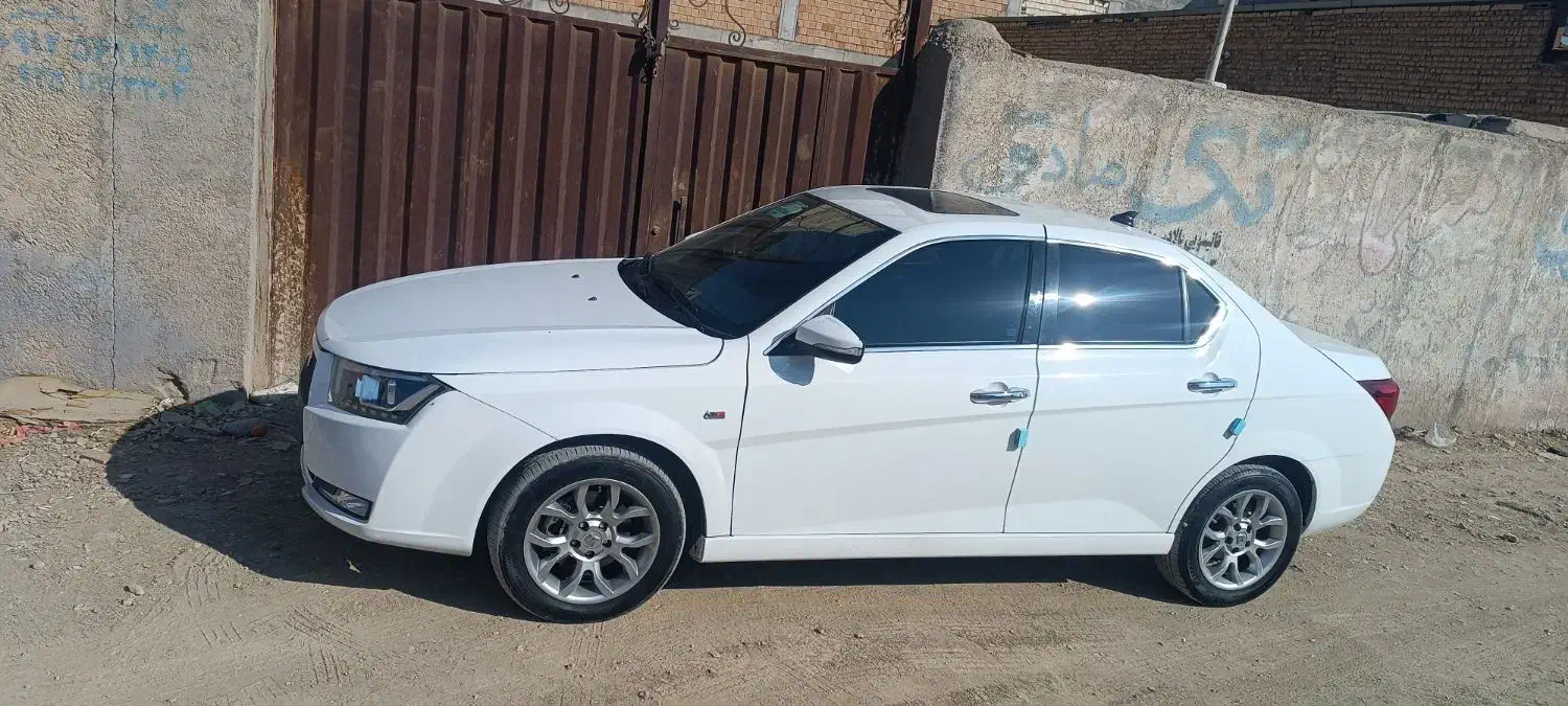 دنا پلاس اتومات 1402|خودرو سواری و وانت|شاهدشهر, |دیوار