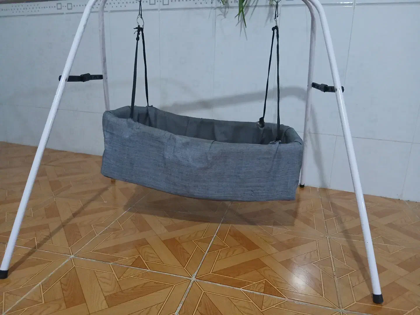 گهواره|تخت و سرویس خواب|سنقر, |دیوار