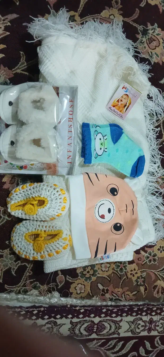 پتو پاپوش کلاه نوزادی|کفش و لباس بچه|تهران, مقدم|دیوار