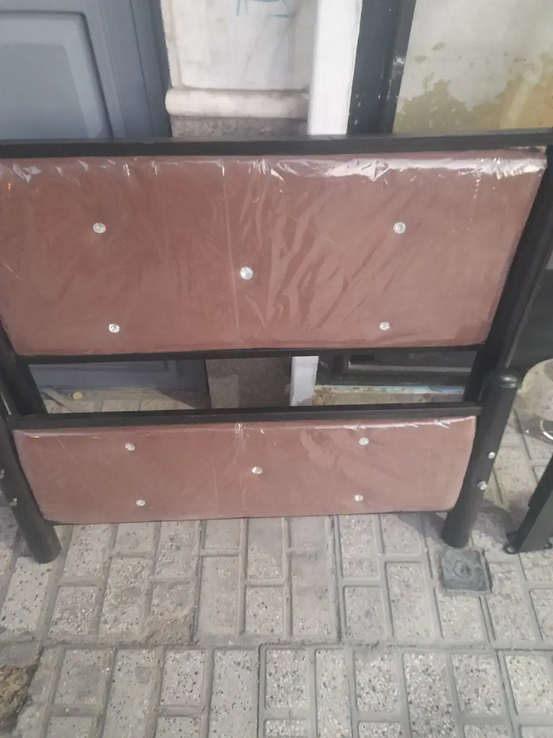 تخت فلزی رویه نو کفی فلزی|تخت و سرویس خواب|مشهد, صیاد شیرازی|دیوار