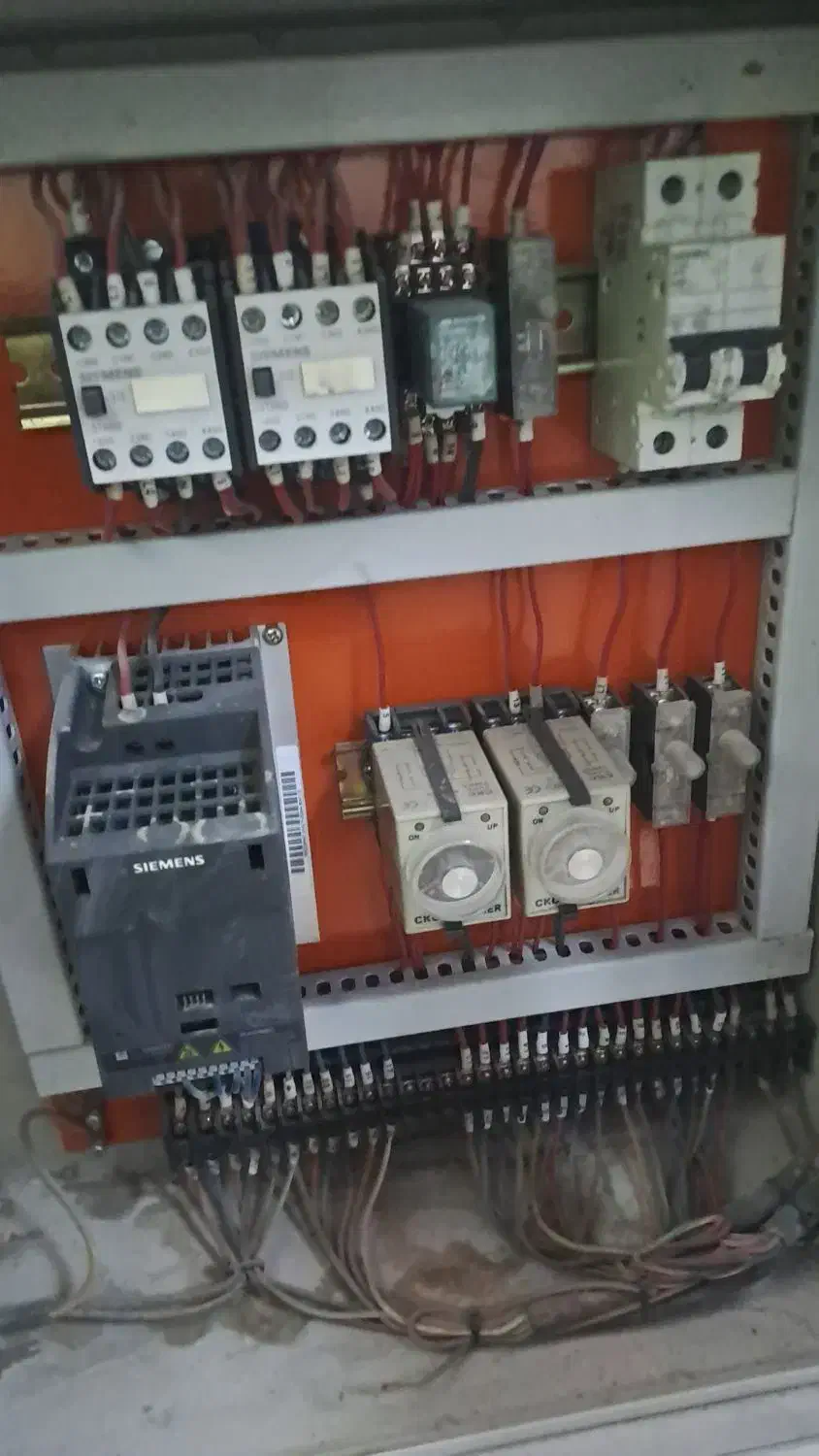 دستگاه پی وی سی منهنی وراسته پایون|ماشینآلات صنعتی|فردیس, سپید دشت|دیوار