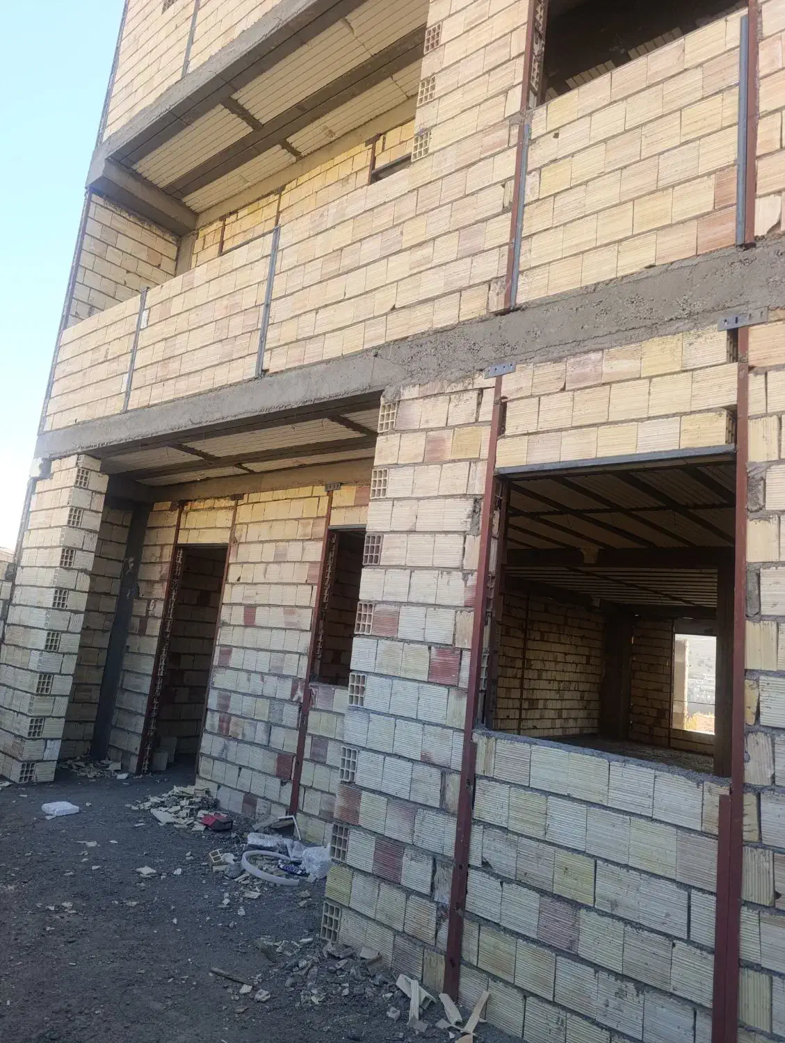 پیش فروش آپارتمان فول امکانات خیابان اصلی|پیش‌فروش املاک|بیجار, |دیوار