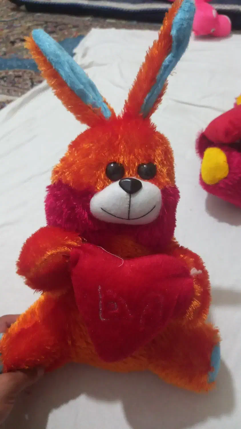 عروسک|اسباب‌بازی بچه|زاهدان, |دیوار