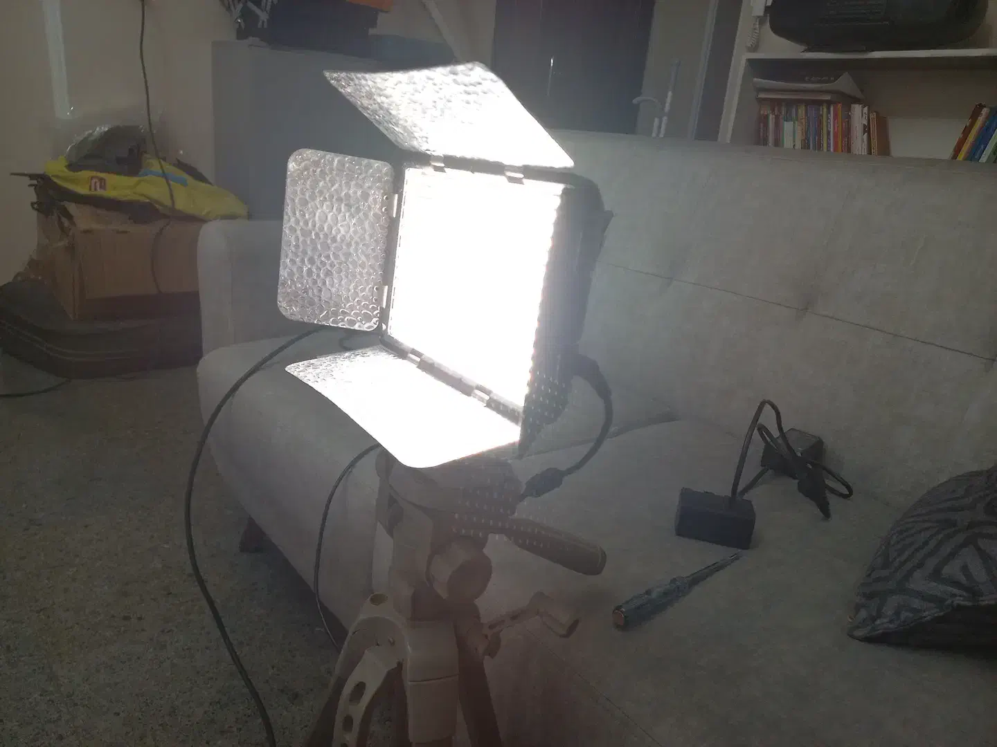 پرژکتور نورپردازی maxlight 330 11|دوربین عکاسی و فیلم‌برداری|کرج, باغستان|دیوار