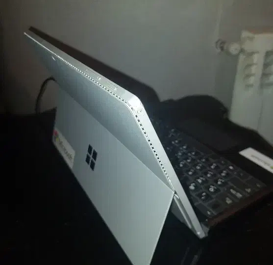 سرفیس پرو۴ بهمراه کیبرد تاچ غیرفعال|تبلت|تهران, هفت حوض|دیوار