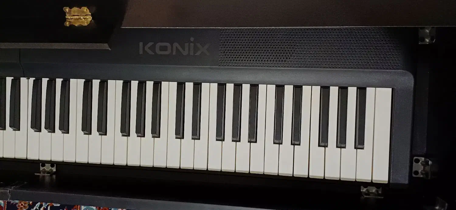 پیانو دیجیتال تاشو به همراه میز|پیانو، کیبورد، آکاردئون|بندر ماهشهر, |دیوار