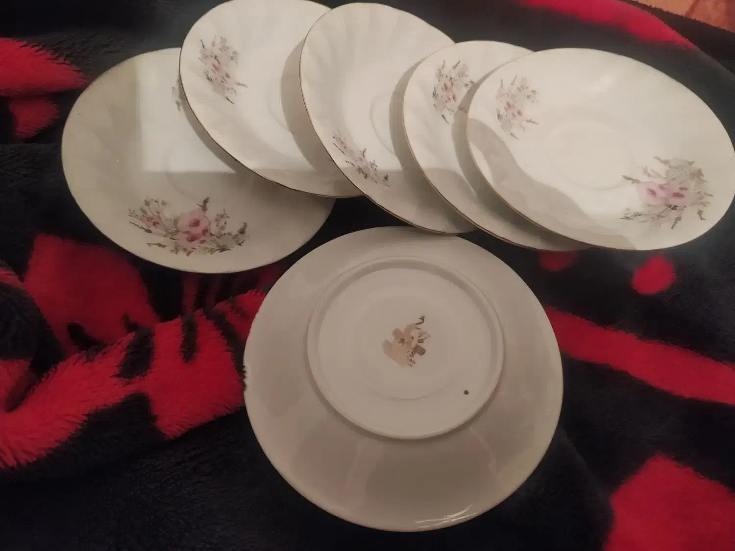 فنجان نعلبکی وغیره|کلکسیون اشیاء عتیقه|اصفهان, کوی شهید کشوری|دیوار