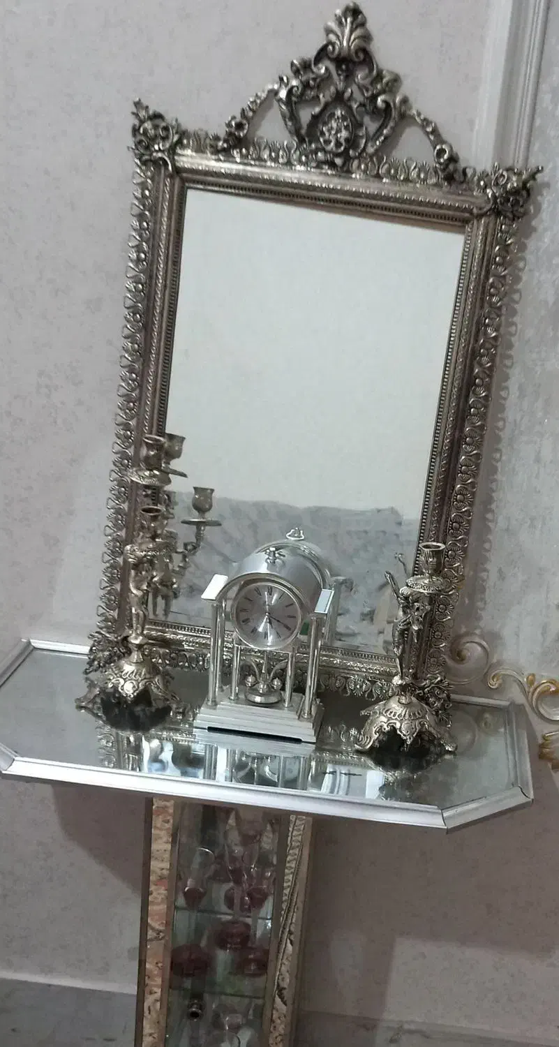 آینه و شمعدان|آینه|اردبیل, |دیوار