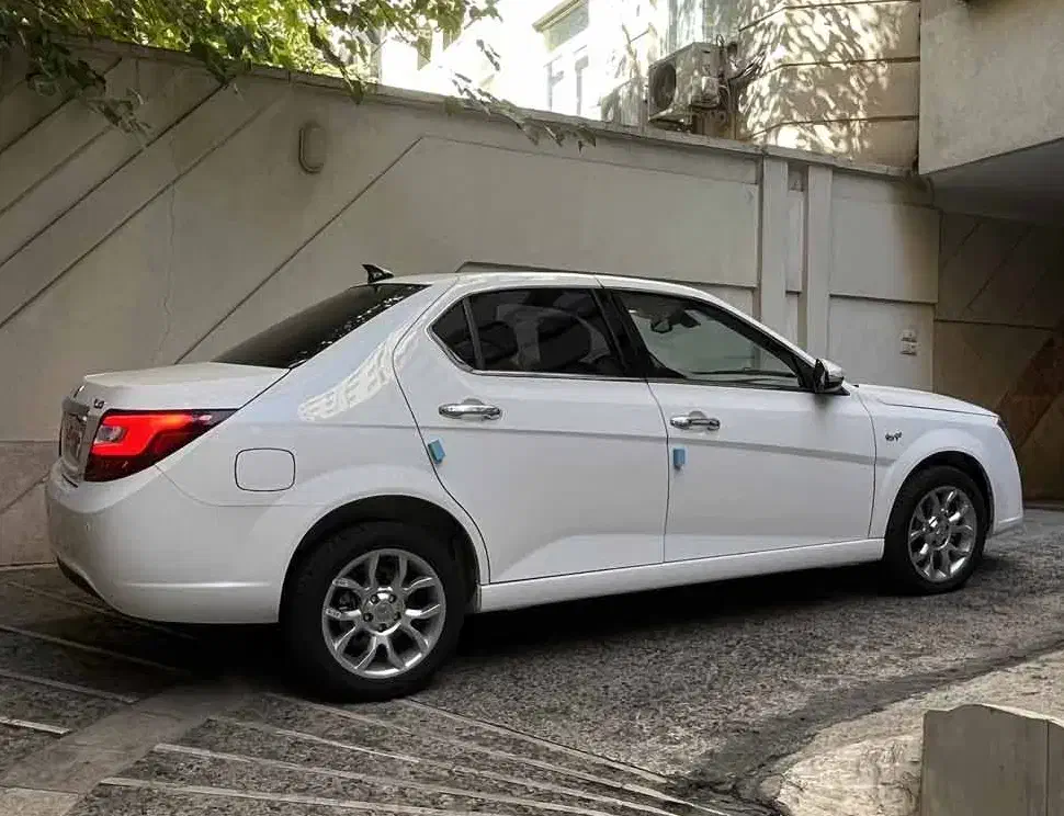 دنا پلاس توربو اوتوماتیک ۱۴۰۲|خودرو سواری و وانت|ایلام, |دیوار