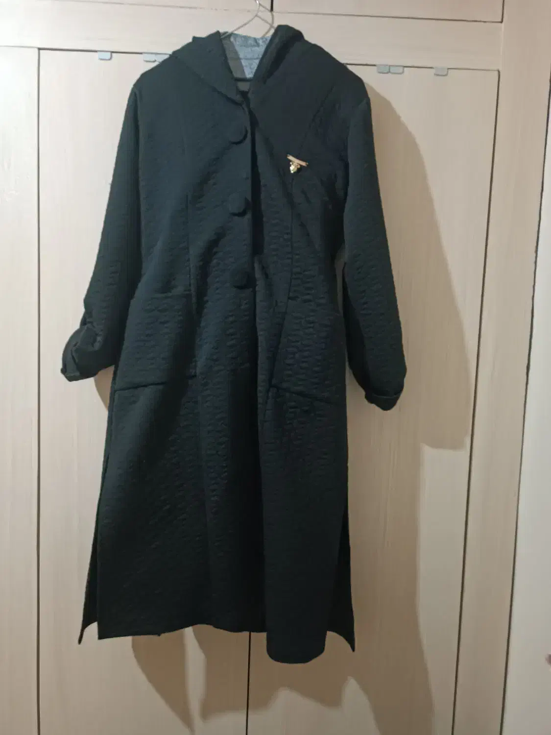 مانتو|لباس|مشهد, پورسینا|دیوار