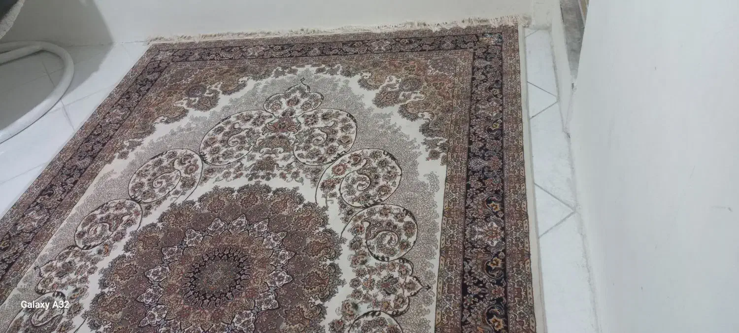 فرش نو نو تازه عروس|فرش|وحیدیه, |دیوار