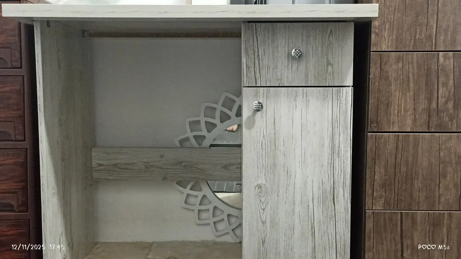 میز تحریر|میز تحریر و کامپیوتر|بهارستان, |دیوار