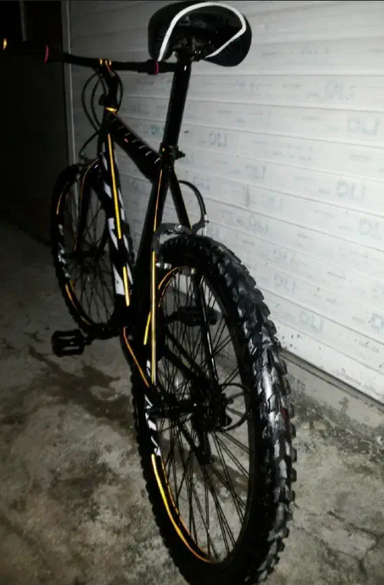 ۳تادوچرخه ۲۰و۲۴و۲۷ونیم الومینیوم دنده ای درحدنو|دوچرخه، اسکیت، اسکوتر|سیرجان, |دیوار