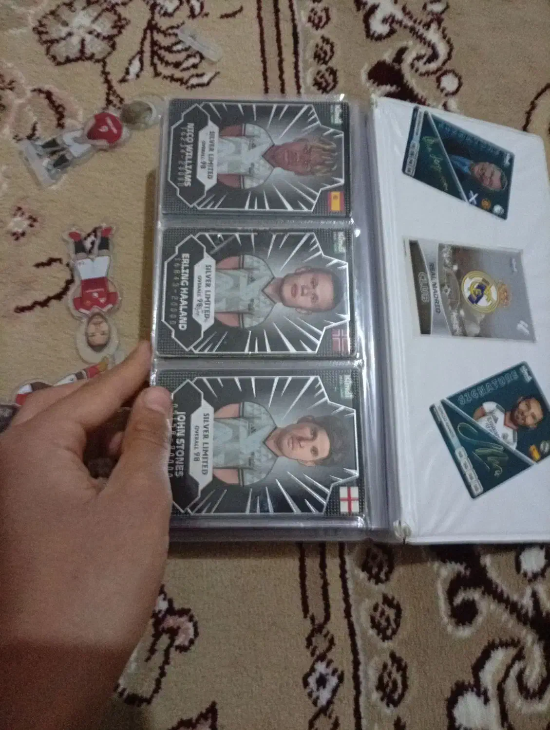 کیمدی همراه با مینی فیگو و برچسب|کلکسیون و سرگرمی|کوهدشت, |دیوار