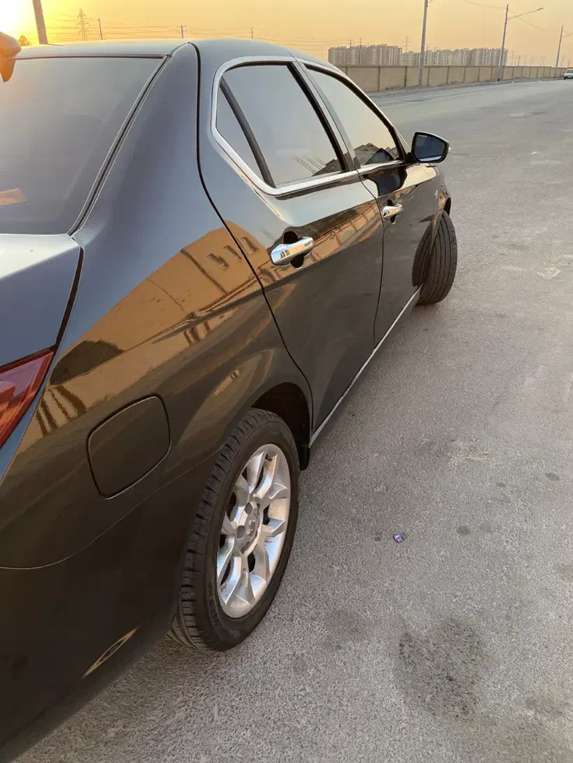 دنا توربو اتومات 1401|خودرو سواری و وانت|یزد, |دیوار