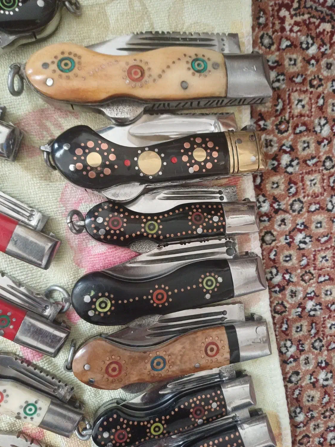 چاقو بابا چاقوهای بابا کوچیک بزرگ|کلکسیون اشیاء عتیقه|ارومیه, |دیوار