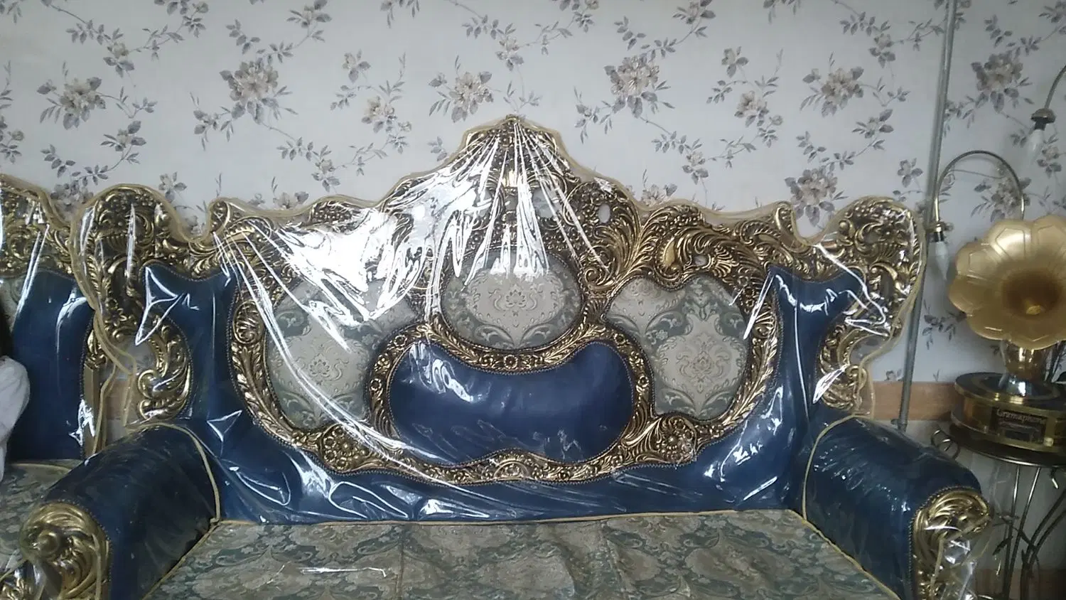 کمبودجا|مبلمان خانگی و میز عسلی|تربت‌حیدریه, آغوی|دیوار