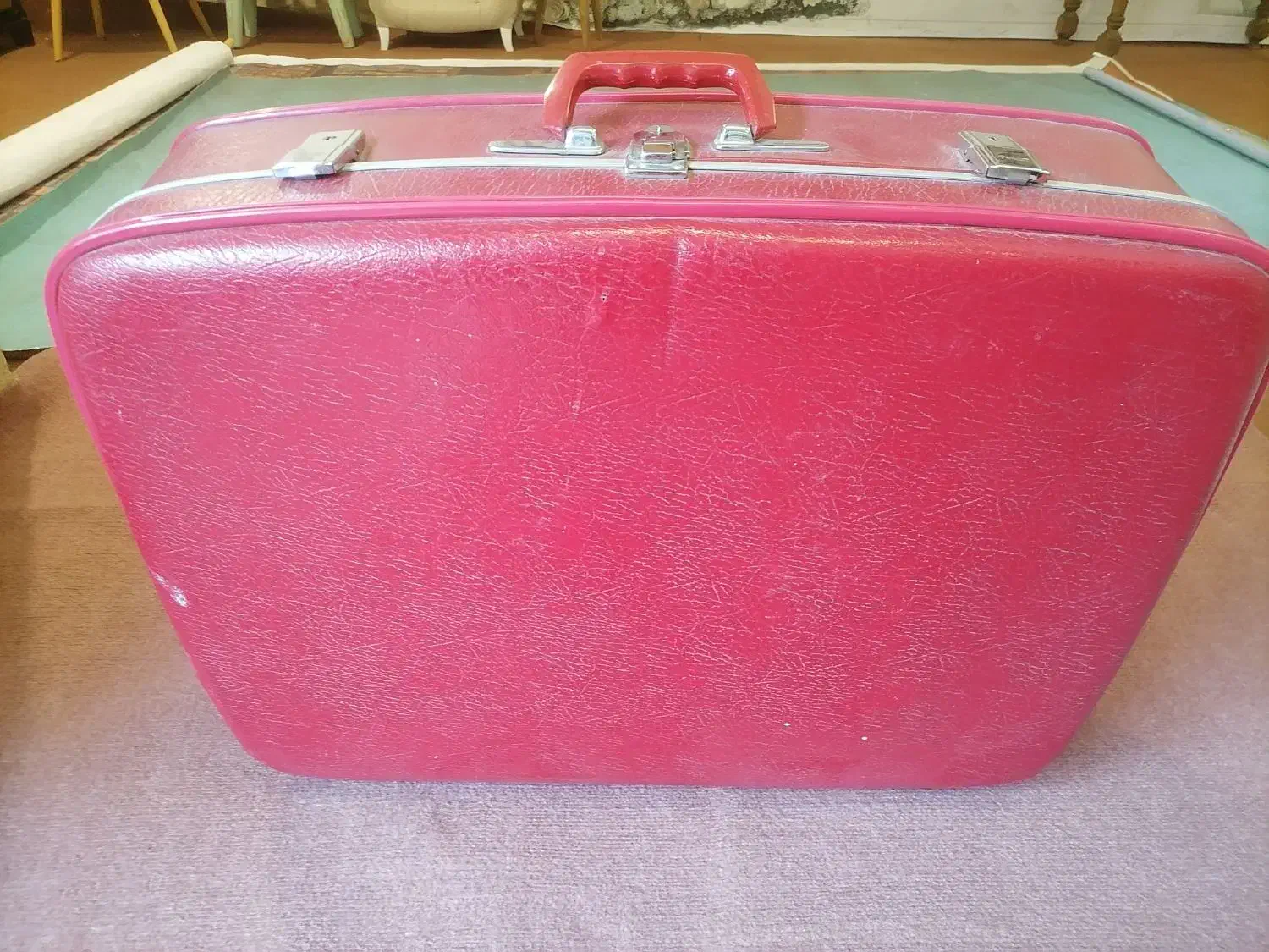 چمدان چرم|کیف، کفش، کمربند|گرگان, |دیوار