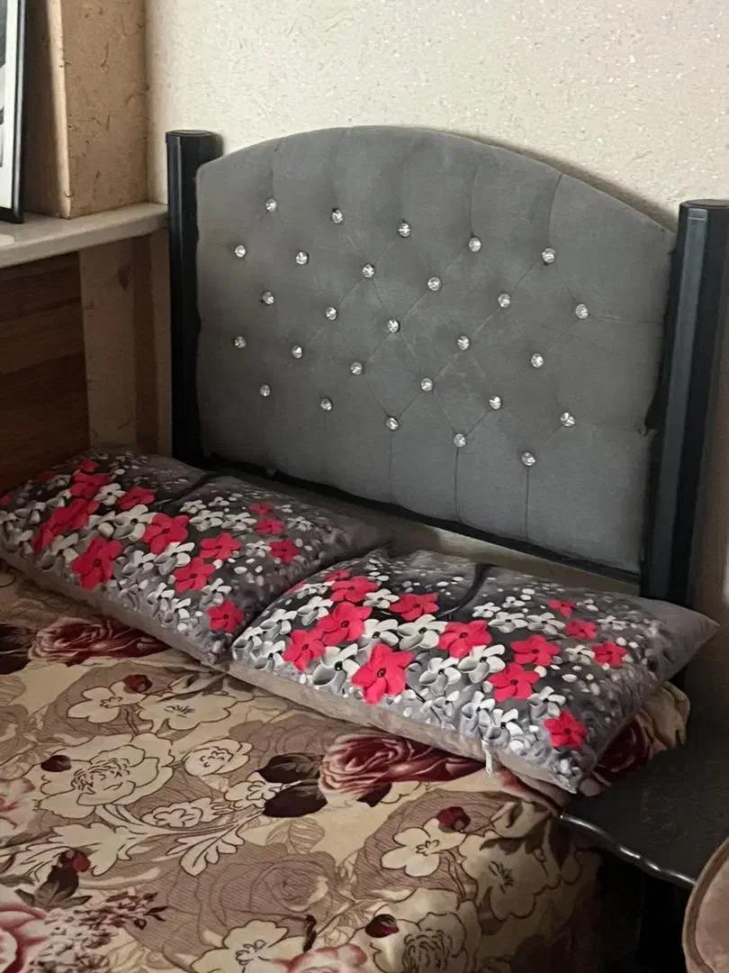تخت یک نفره و تشک رویال|تخت و سرویس خواب|رشت, سلیمانداراب|دیوار