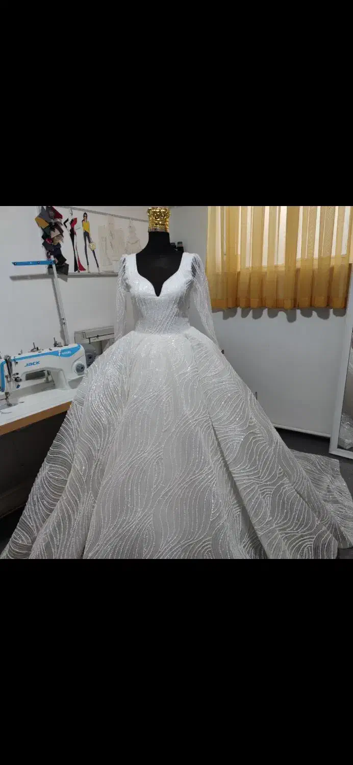 خیاطی افرا|لباس|ساوه, |دیوار