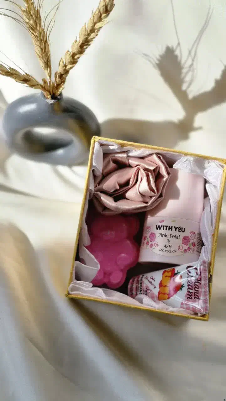 پک های مناسبتی|آرایشی، بهداشتی، درمانی|آران و بیدگل, |دیوار