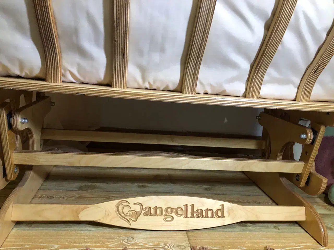 گهواره وتخت نوزاد چوبی|اسباب و اثاث بچه|رشت, گیل|دیوار