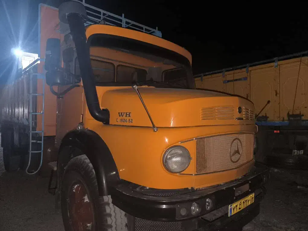 راننده پایه یک ماشین بنز تک باری|استخدام حمل و نقل|نهاوند, |دیوار