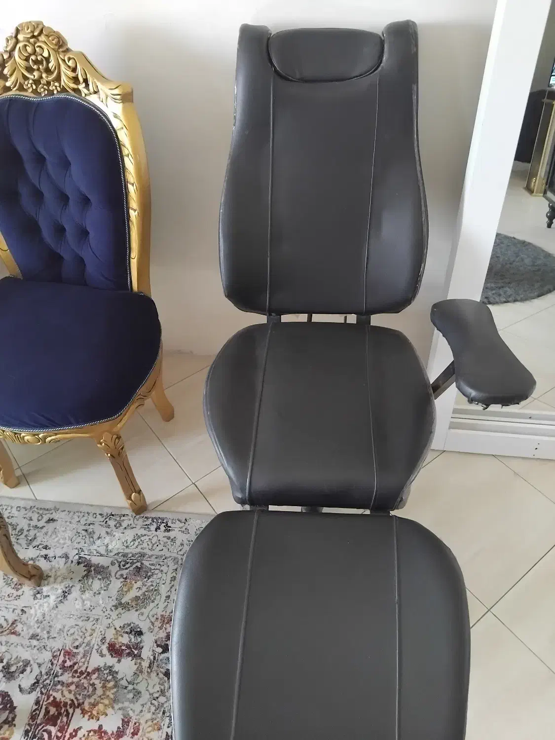 صندلی میکاپ و اصلاح|آرایشگاه و سالن‌های زیبایی|مشهد, سجاد شهر|دیوار