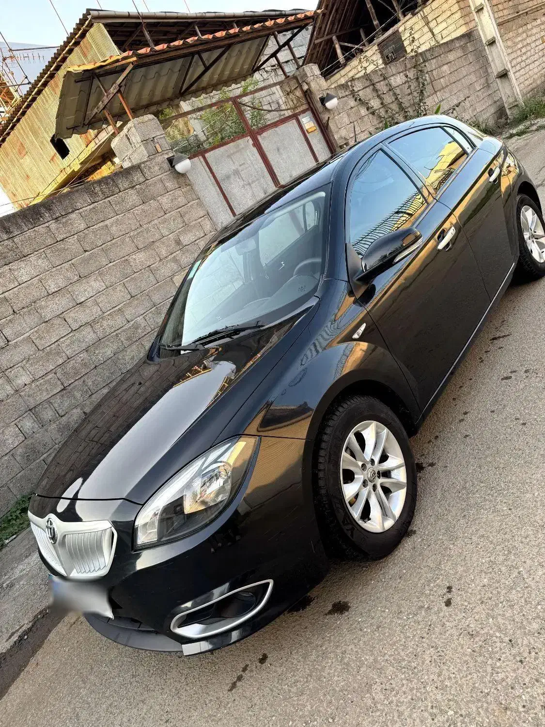 برلیانس ۳۲۰موتور بزرگ مدل۹۷|خودرو سواری و وانت|شلمان, |دیوار