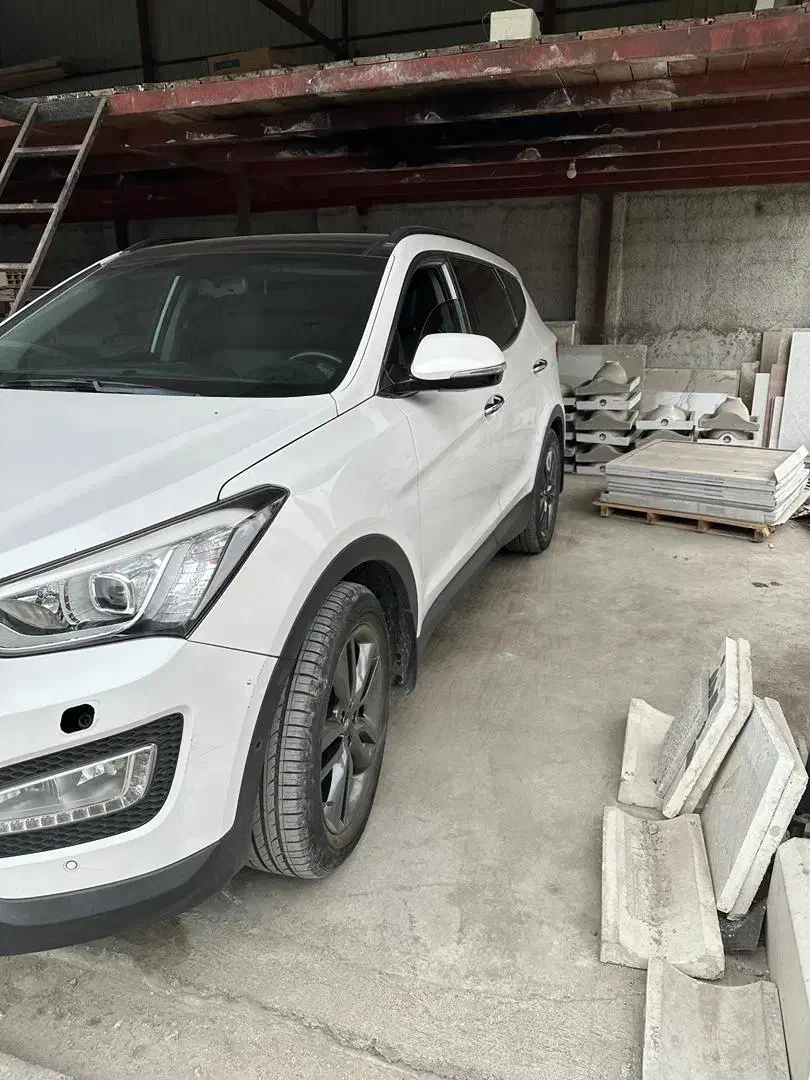 سانتافه 2016|خودرو سواری و وانت|صومعه‌سرا, |دیوار