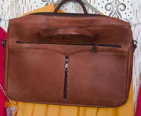 کیف چرم در حد نو|کیف، کفش، کمربند|اردبیل, |دیوار