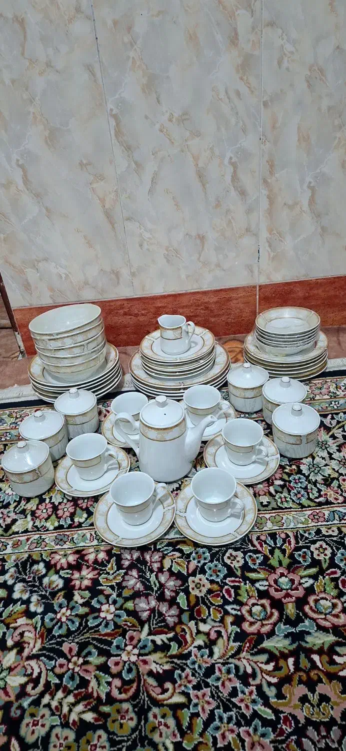 سرویس چینی۶۰ پارچه|ظروف سرو و پذیرایی|گرگان, |دیوار