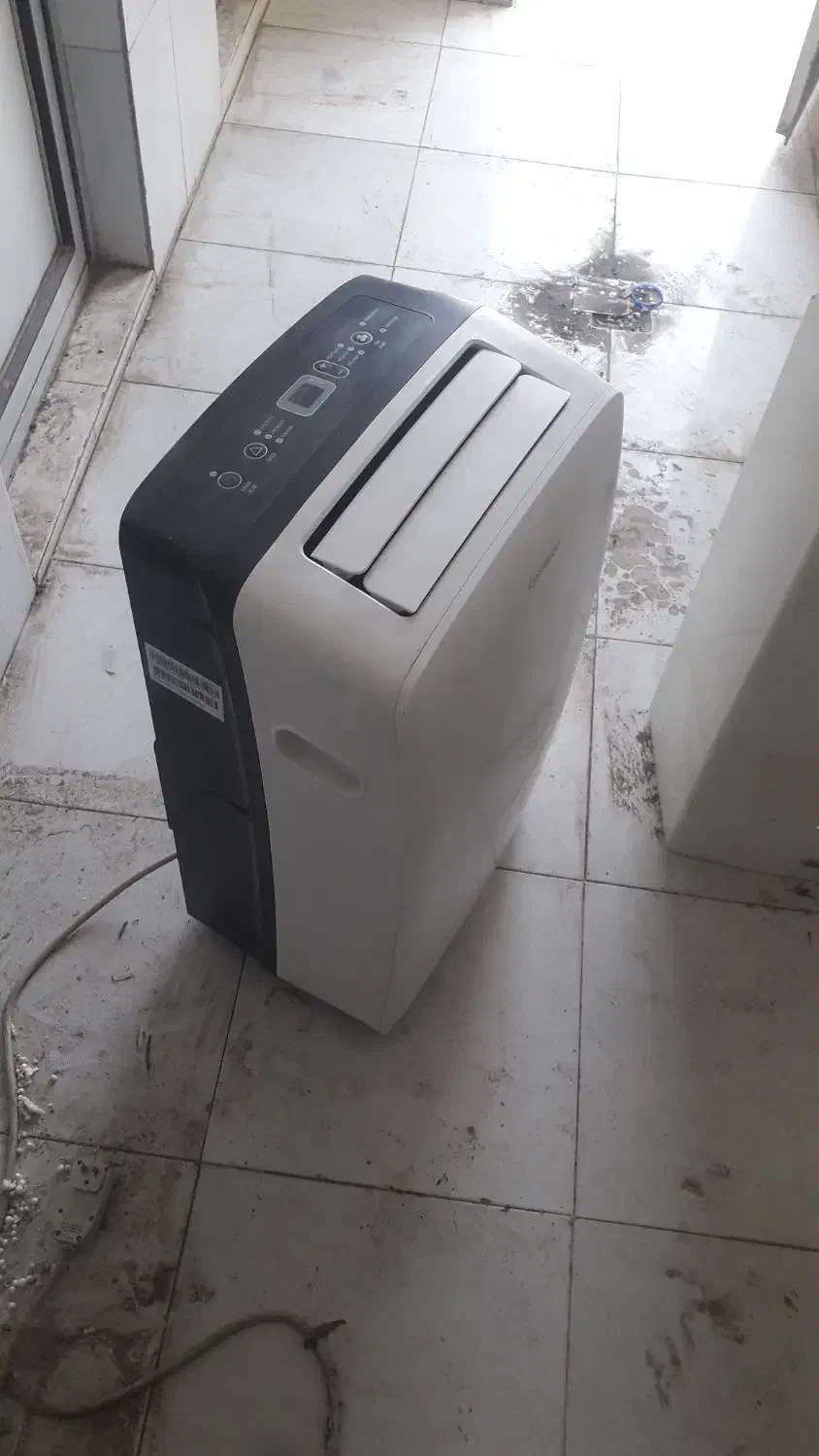 کولر گازی پرتابل ۱۲هزار|کولر گازی و فن‌کوئل|سنندج, |دیوار