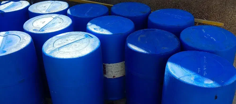 بشکه پلاستیکی ۲۲۰ لیتری|مصالح و تجهیزات ساختمان|مسجد سلیمان, |دیوار