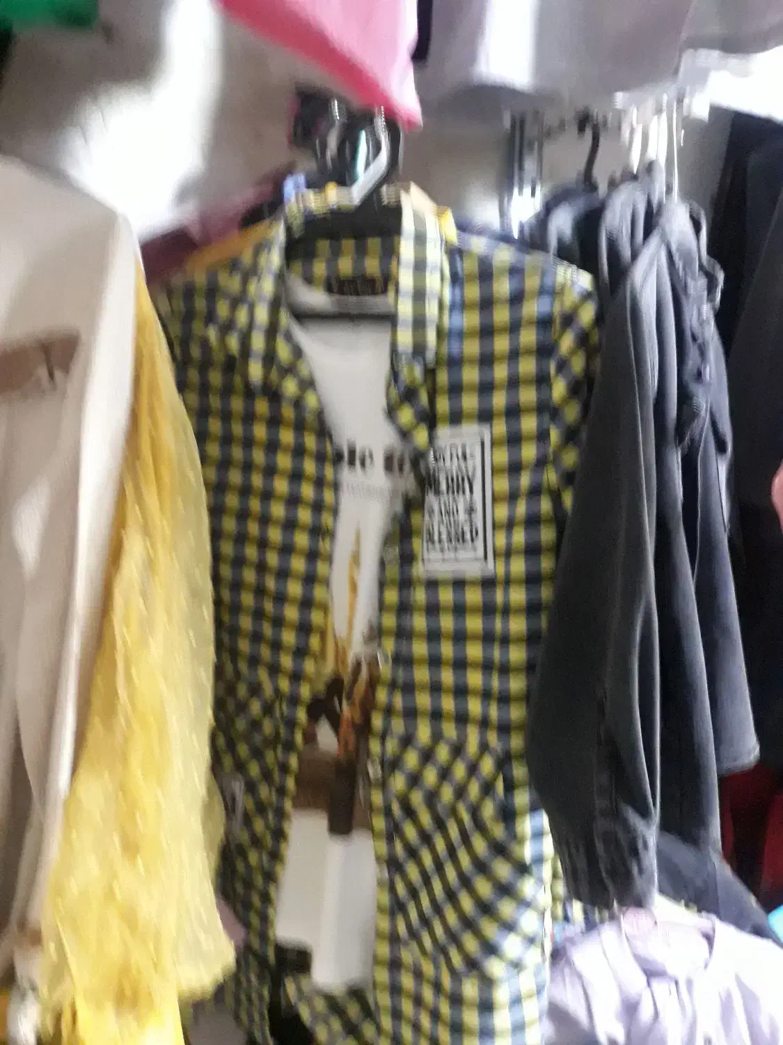 حراج واقعی پوشاک وپارچه زیر قیمت فاکتور|لباس|دهگلان, |دیوار