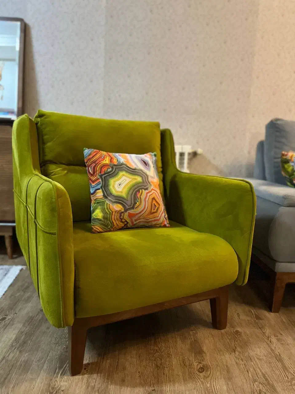 ست راحتی و ناهار خوری|مبلمان خانگی و میز عسلی|چهارباغ, |دیوار