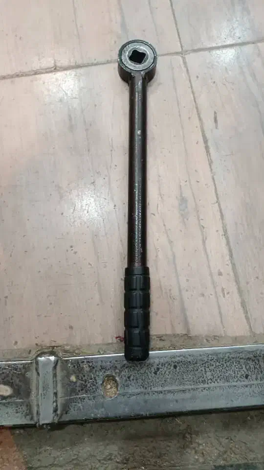 آچار|قطعات یدکی و لوازم جانبی|شیراز, نیستان|دیوار