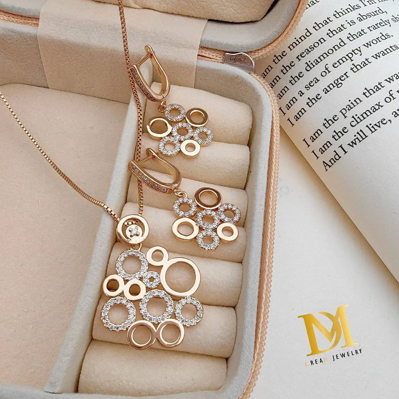 همه فکر میکنن طلاست|بدلیجات|یزد, |دیوار