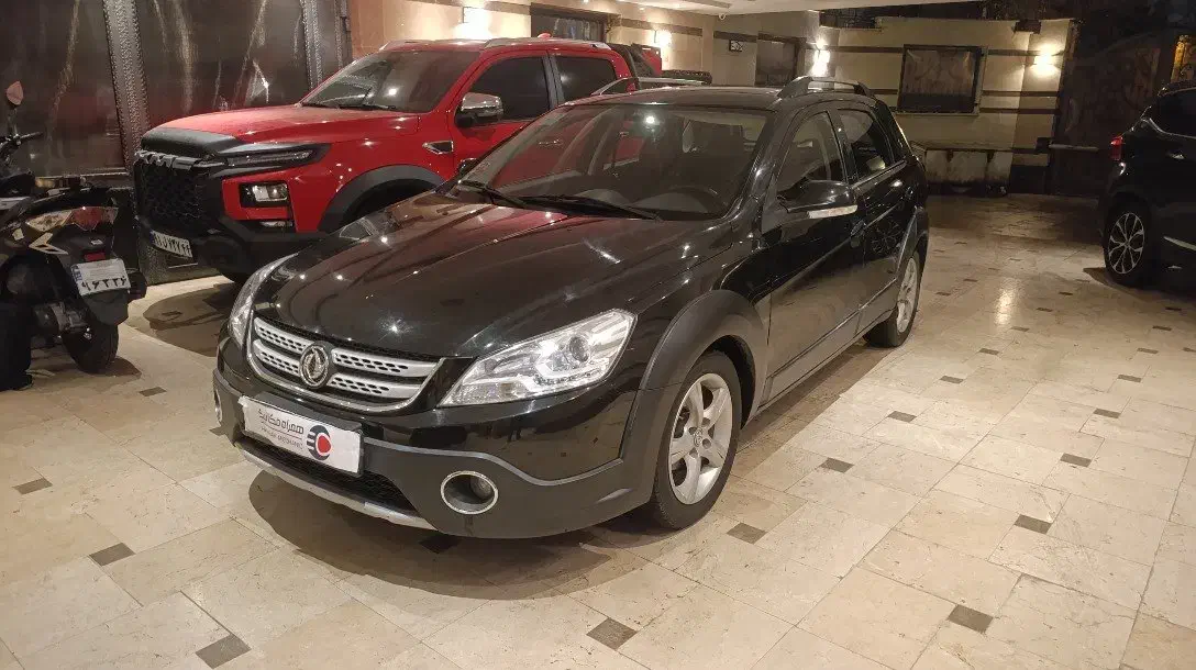 h30 cross 1396|خودرو سواری و وانت|تهران, نارمک|دیوار