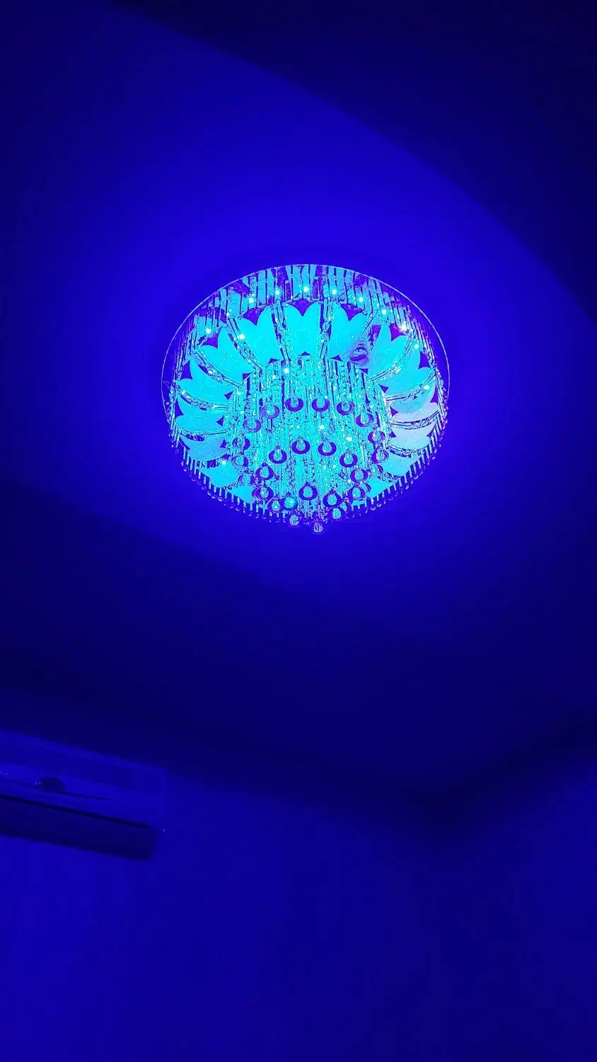 لوستر کریستال با ریموت کنترل و۱۲ عدد لامپ|لوستر و چراغ آویز|تهران, نازیآباد|دیوار