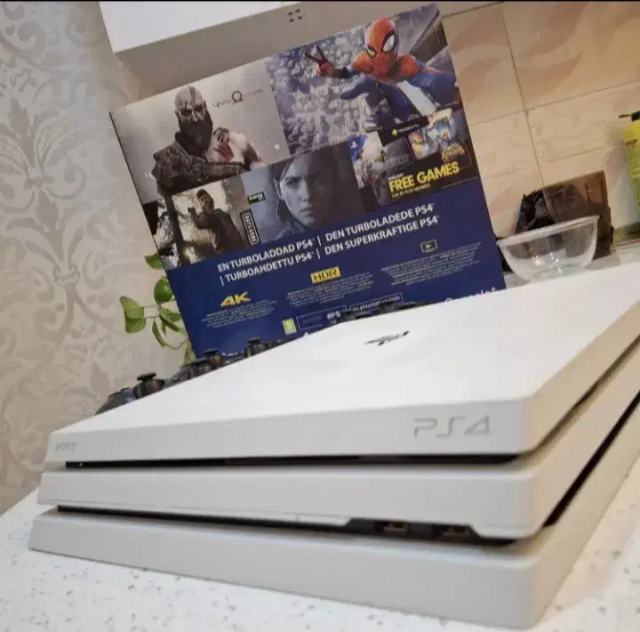 ps4 pr0|کنسول، بازی ویدئویی و آنلاین|همدان, |دیوار