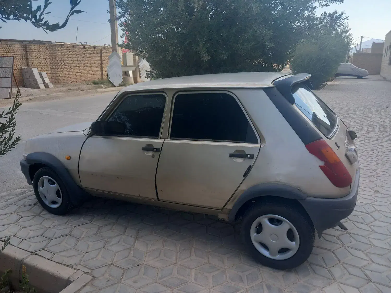 فروش رنو پی کی|خودرو سواری و وانت|شاهینشهر, حافظ جنوبی|دیوار