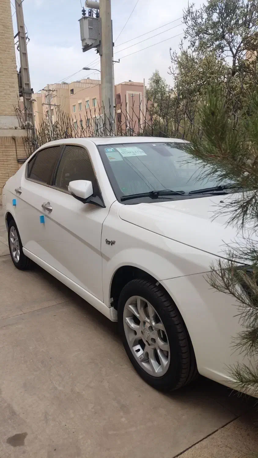 دنا پلاس توربو اتوماتیک خشک|خودرو سواری و وانت|پرند, فاز ۲|دیوار