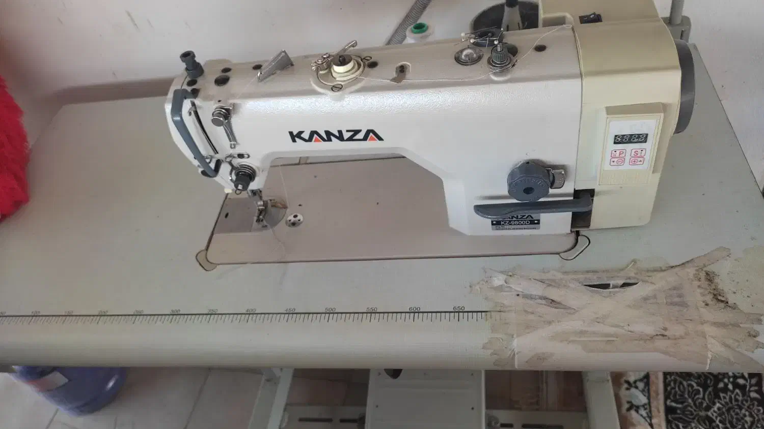 چرخ خیاطی سالم کم کارکرد یک سال|چرخ خیاطی و ریسندگی|نشتارود, |دیوار