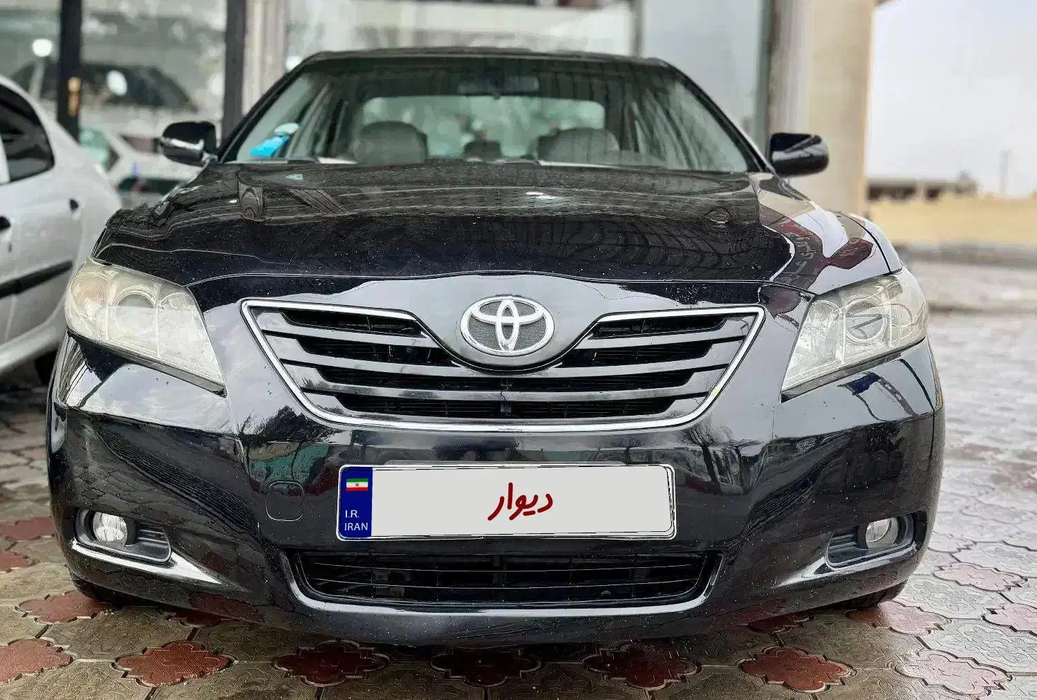 کمری GLبی رنگ|خودرو سواری و وانت|تهران, درختی|دیوار