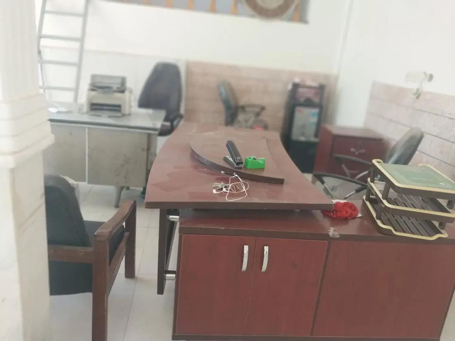 میز اداری|مبلمان اداری|فردوس (خراسان), |دیوار