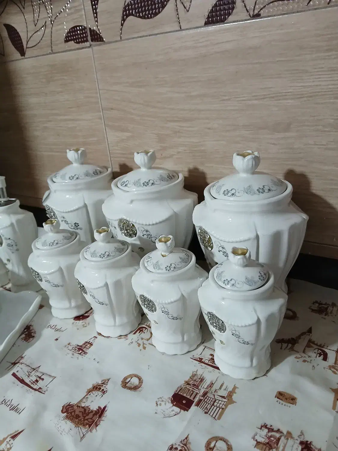 جا ادویه ای کامل با نمکدان و جا آبلیمویی|ظروف سرو و پذیرایی|شاهینشهر, عطار|دیوار